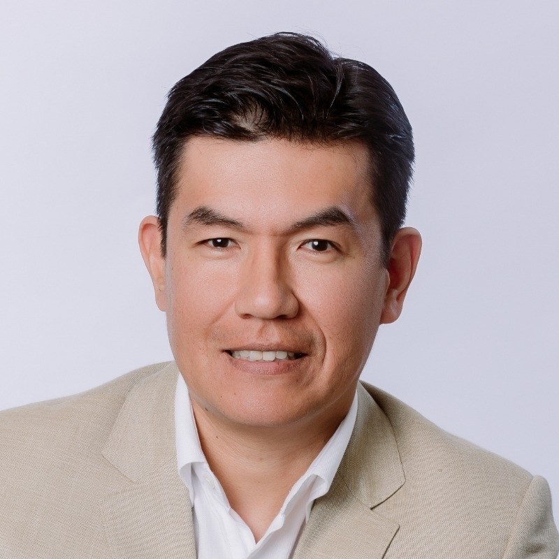 CARLOS GARCÍA BRAVO